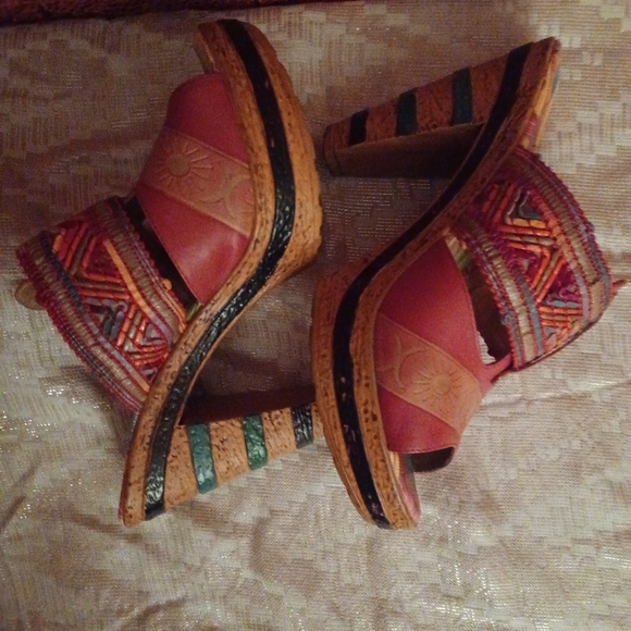 REALLY CUTE SHOES - Picture 4 of 13